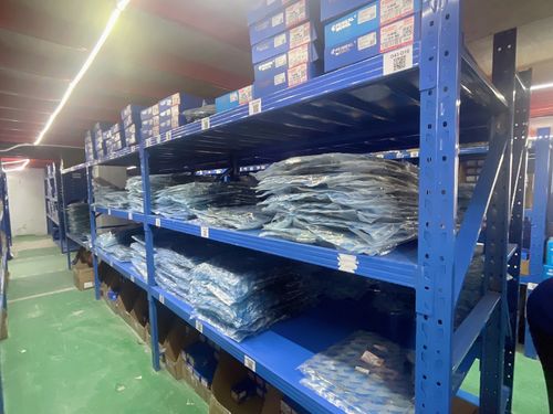 آخرین اخبار شرکت در مورد بالا بردن استانداردهای خودرو: تعهد شرکت صنعتی گوانگدونگ هومن به برتری